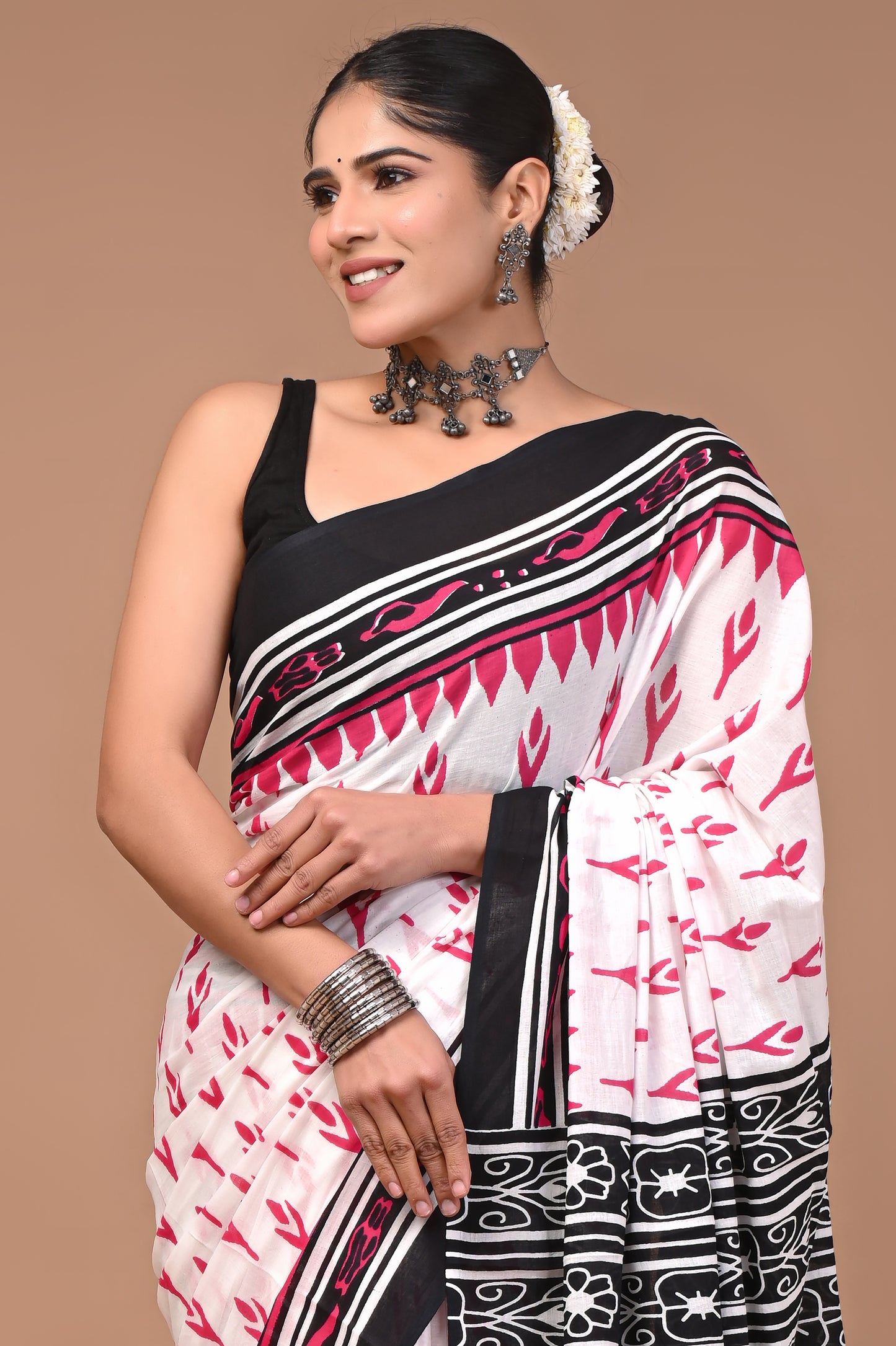 Printed Pure Cotton Mulmul Saree With Blouse