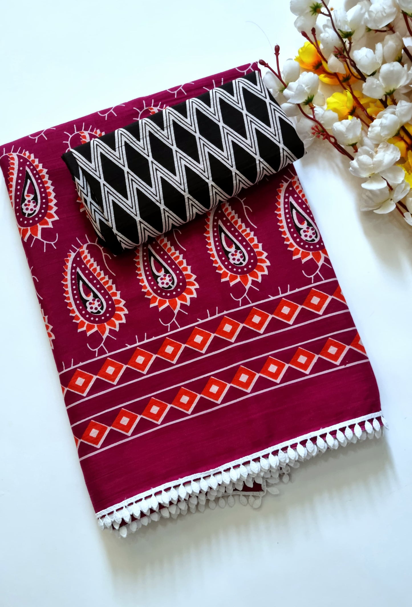 Exclusive Printed Pure Cotton Mulmul Saree with Leaf Lace