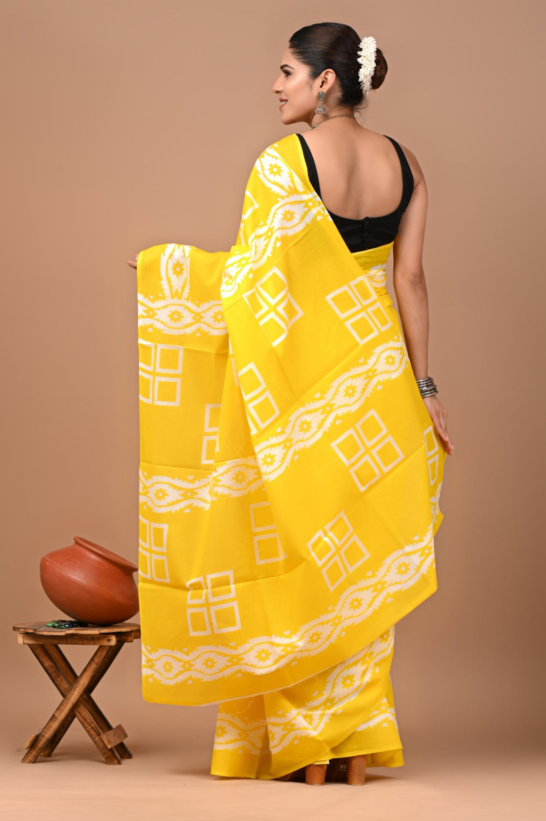 Rajasthan Fabric Printed Pure Cotton Mulmul Saree With Blouse