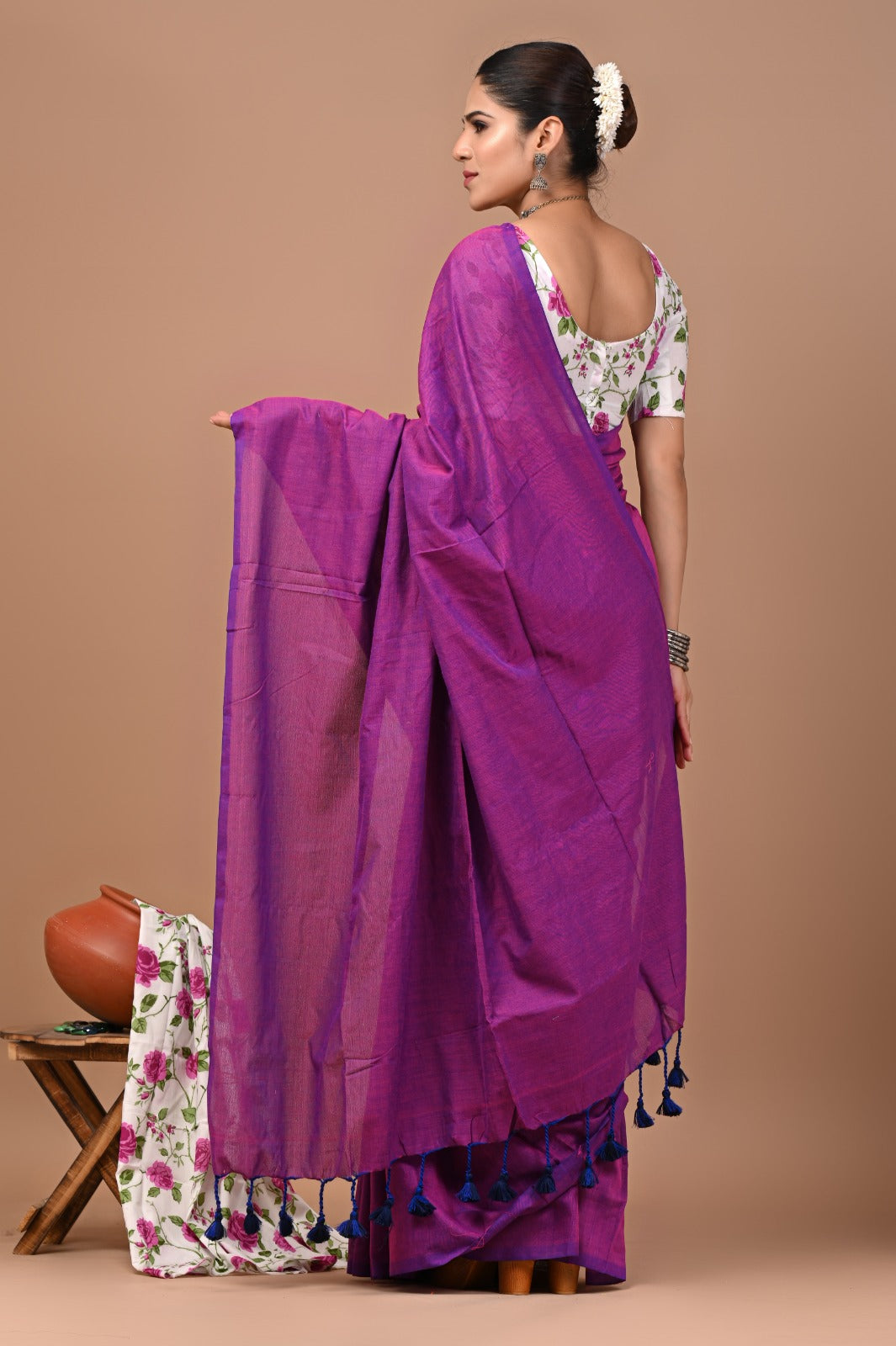 Handloom Cotton Saree With Printed Blouse