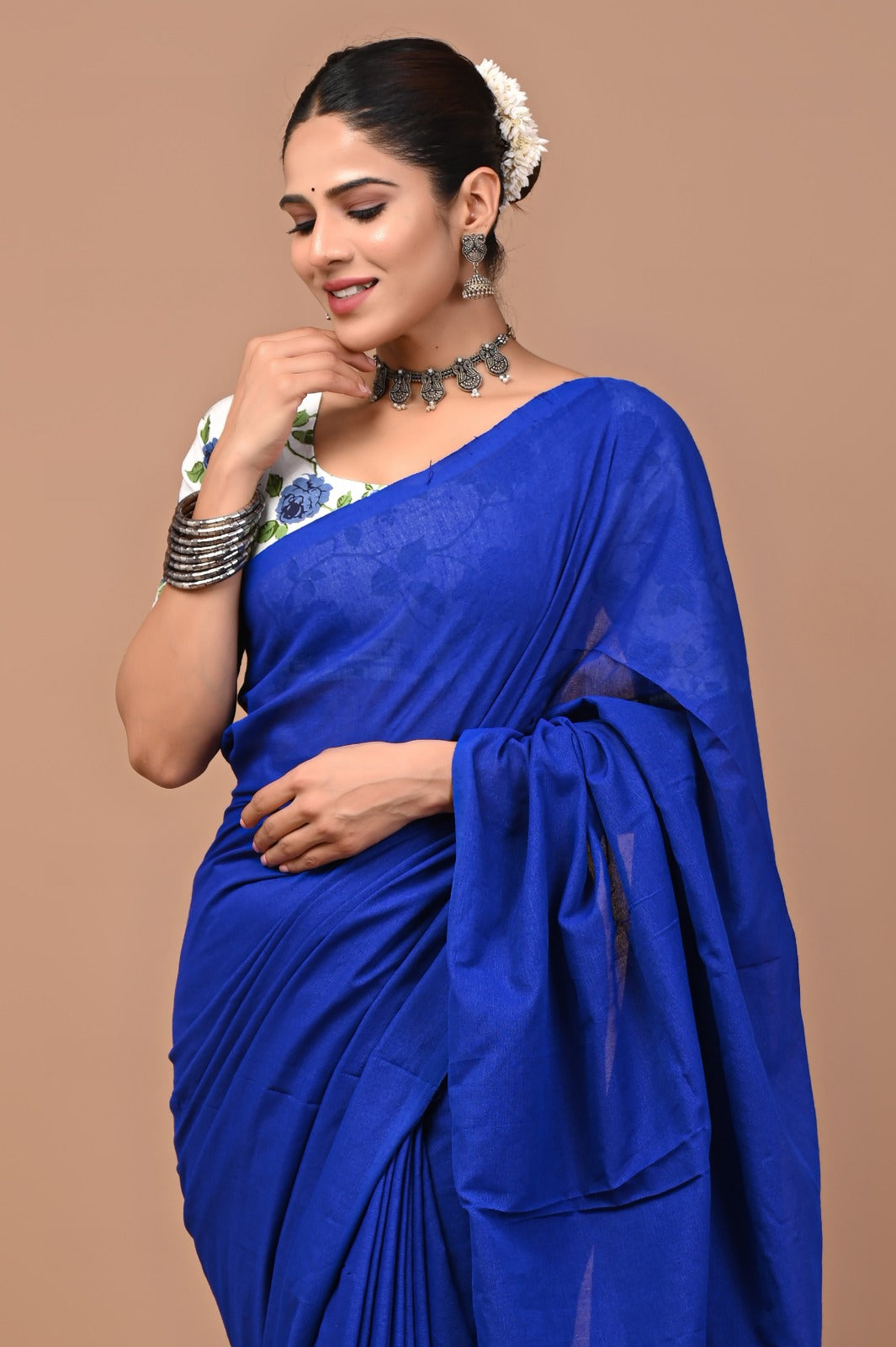 Handloom Cotton Saree With Printed Blouse