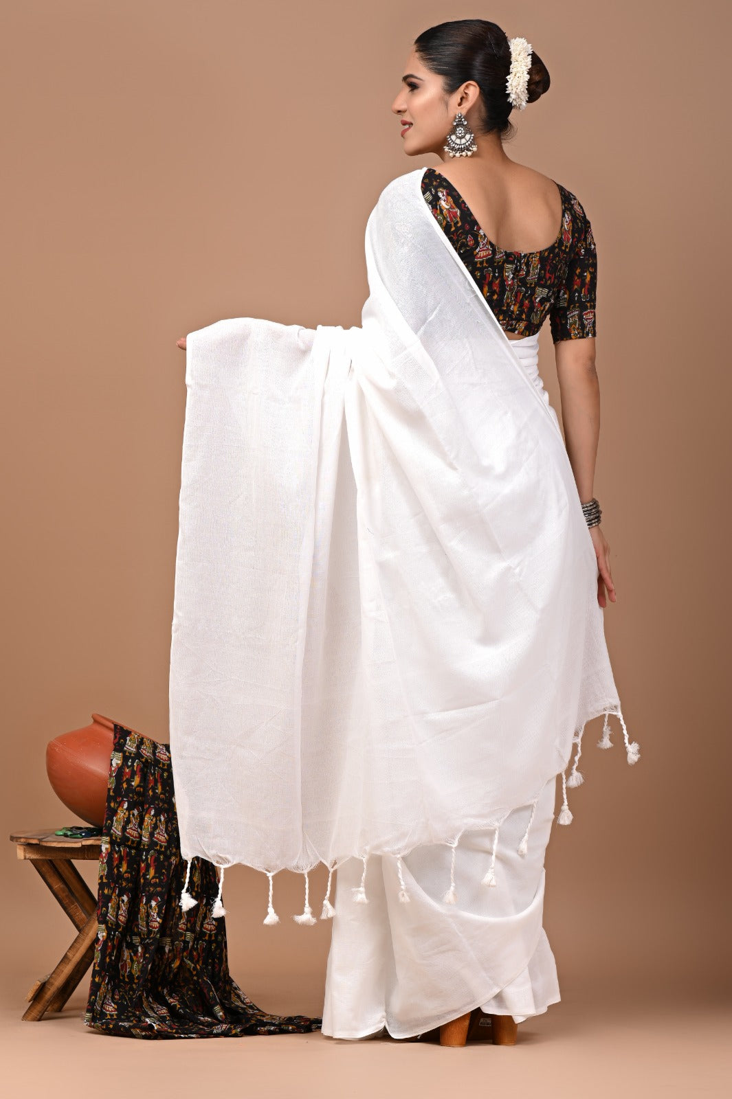 Handloom Cotton Saree With Printed Blouse