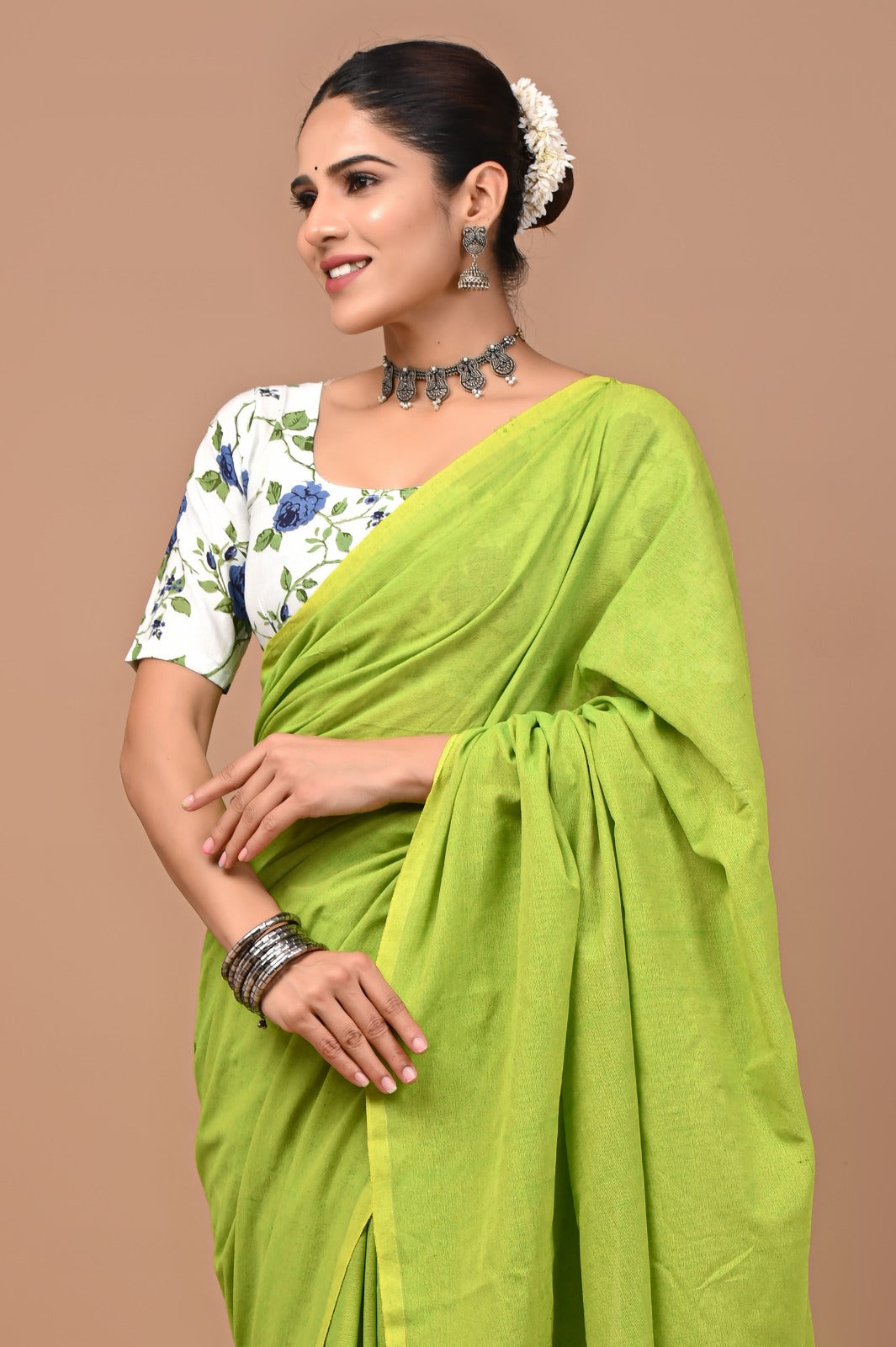 Handloom Cotton Saree With Printed Blouse