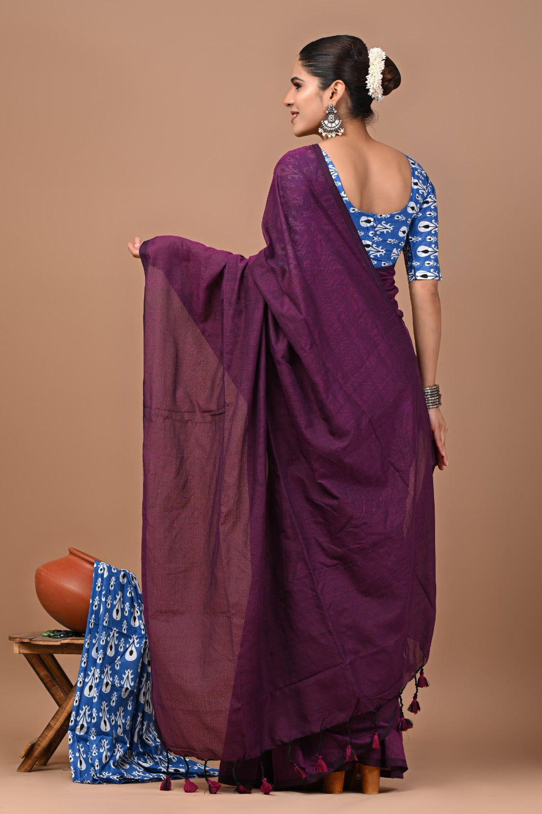 Handloom Cotton Saree With Printed Blouse