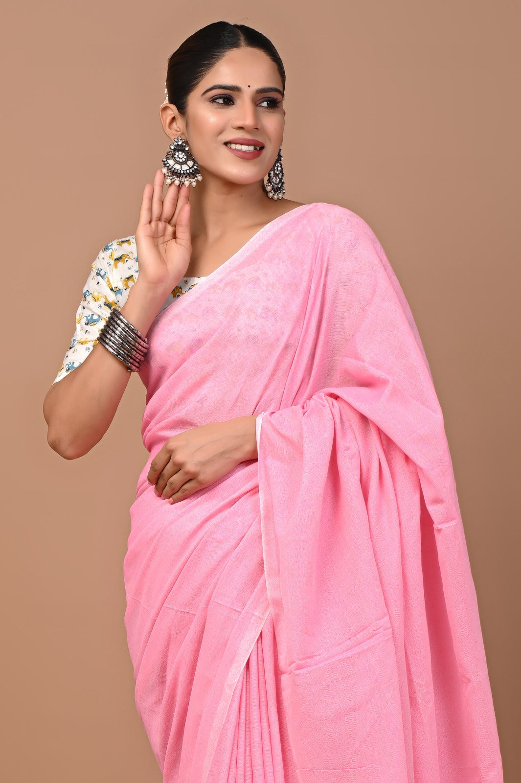 Handloom Cotton Saree With Printed Blouse