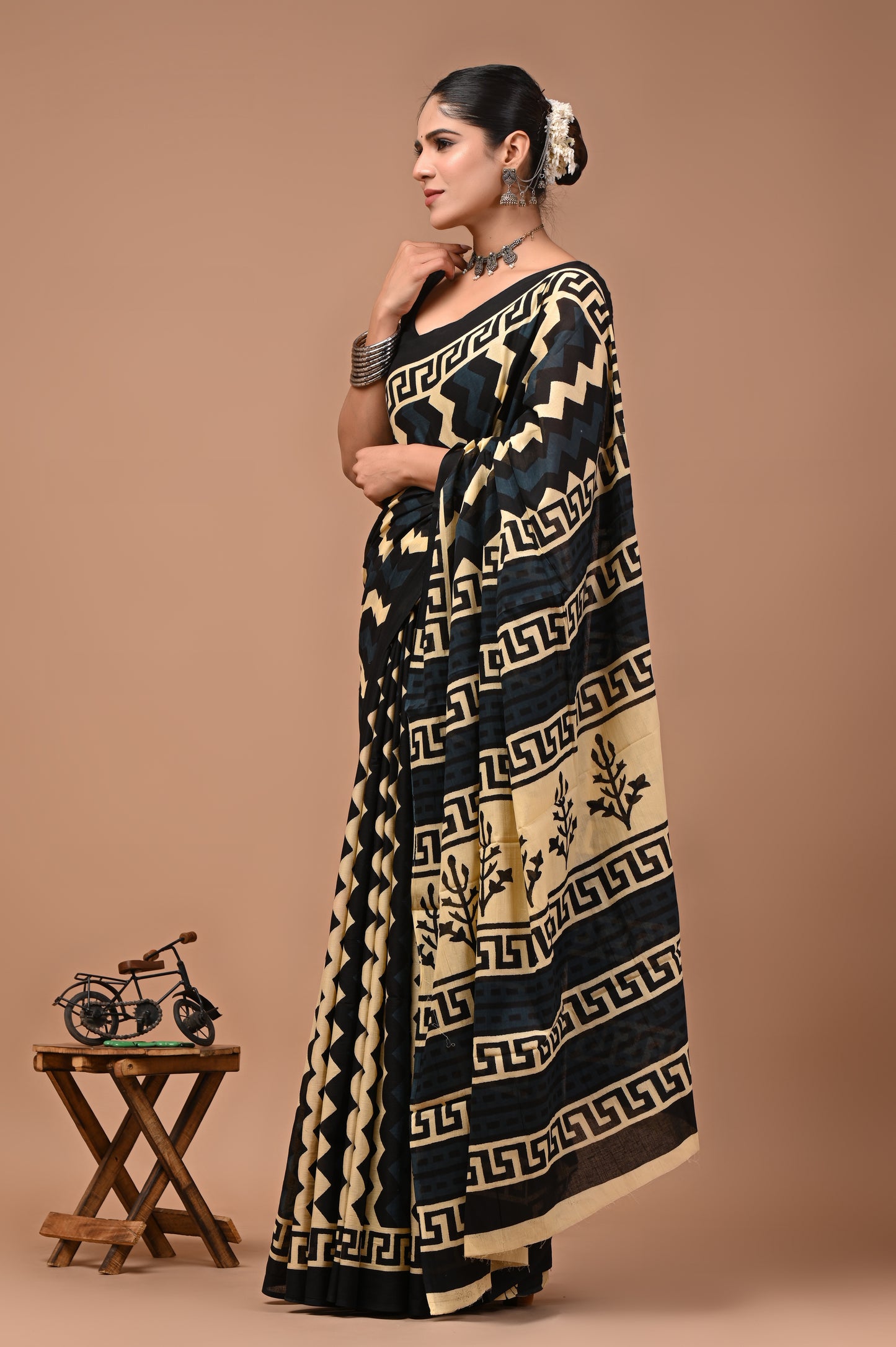 Printed Pure Cotton Mulmul Saree With Blouse