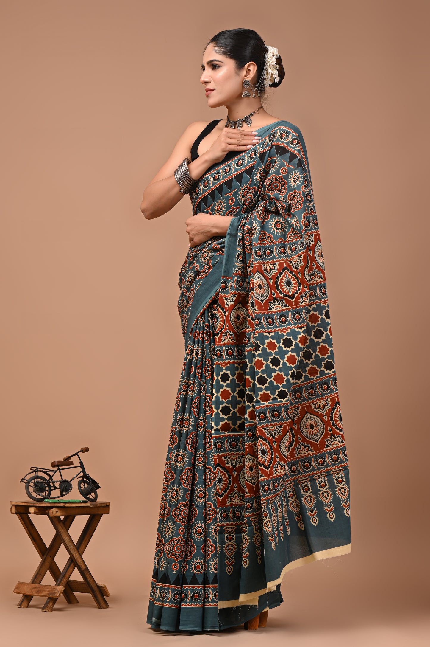 Printed Pure Cotton Mulmul Saree With Blouse