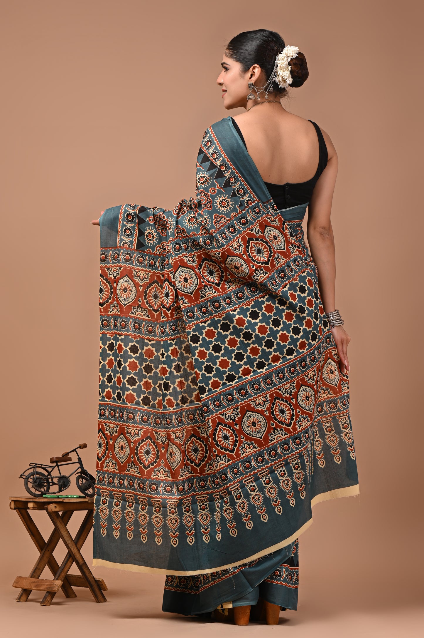 Printed Pure Cotton Mulmul Saree With Blouse
