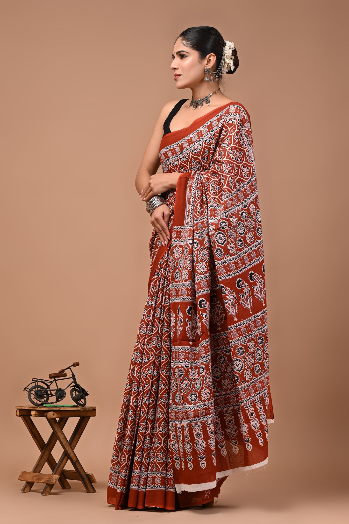 Printed Pure Cotton Mulmul Saree With Blouse