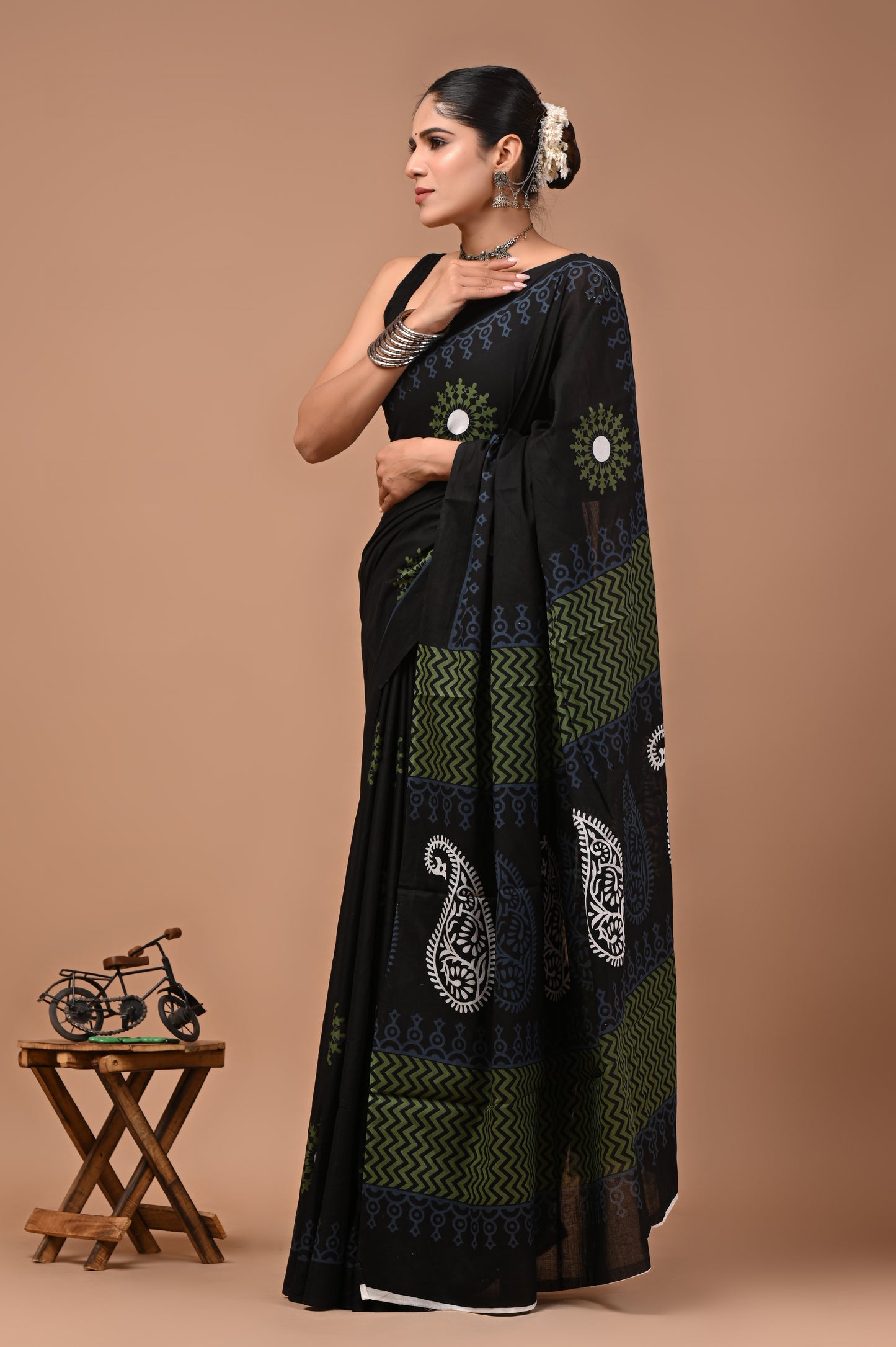 Printed Pure Cotton Mulmul Saree With Blouse