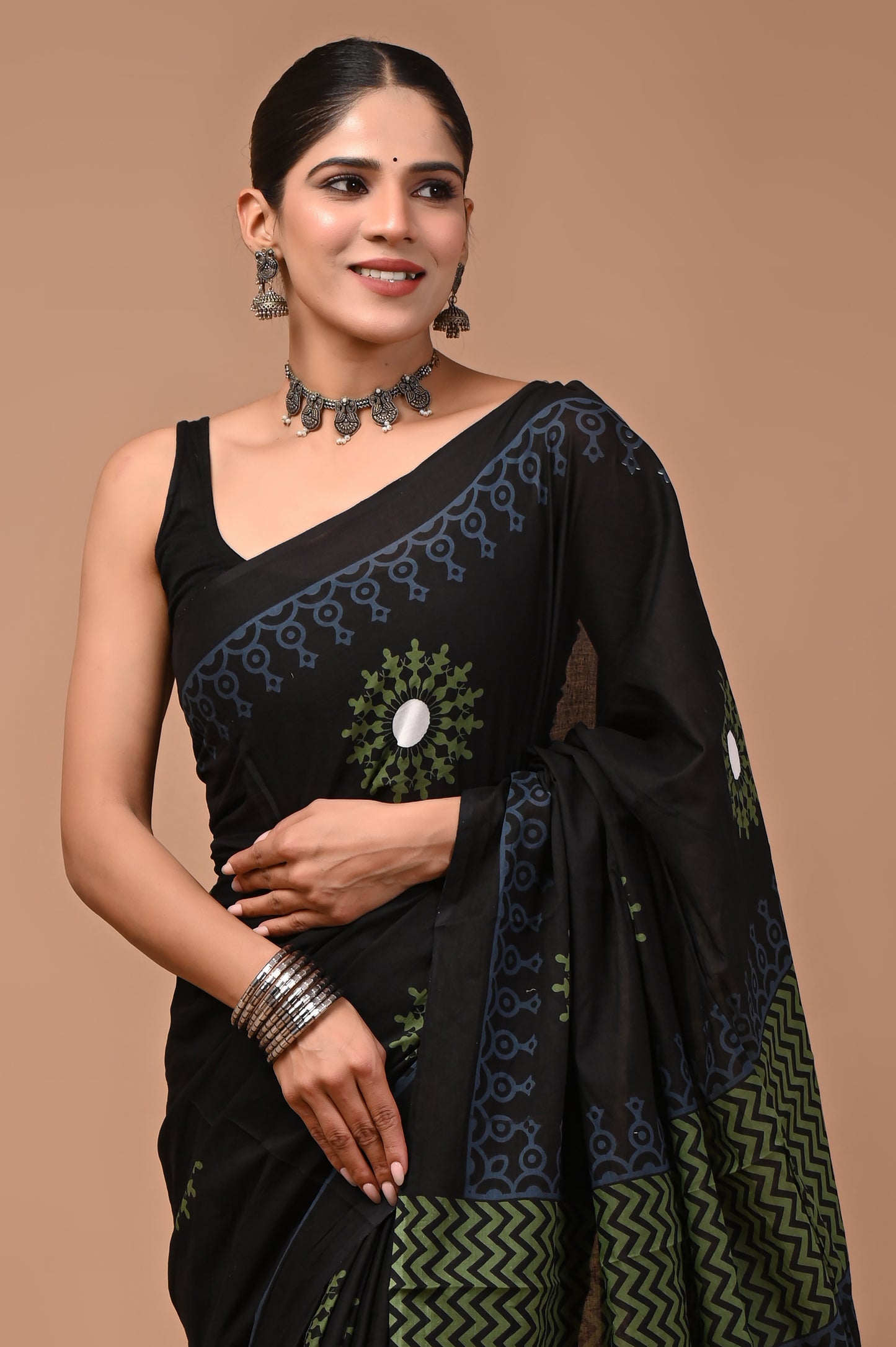 Printed Pure Cotton Mulmul Saree With Blouse