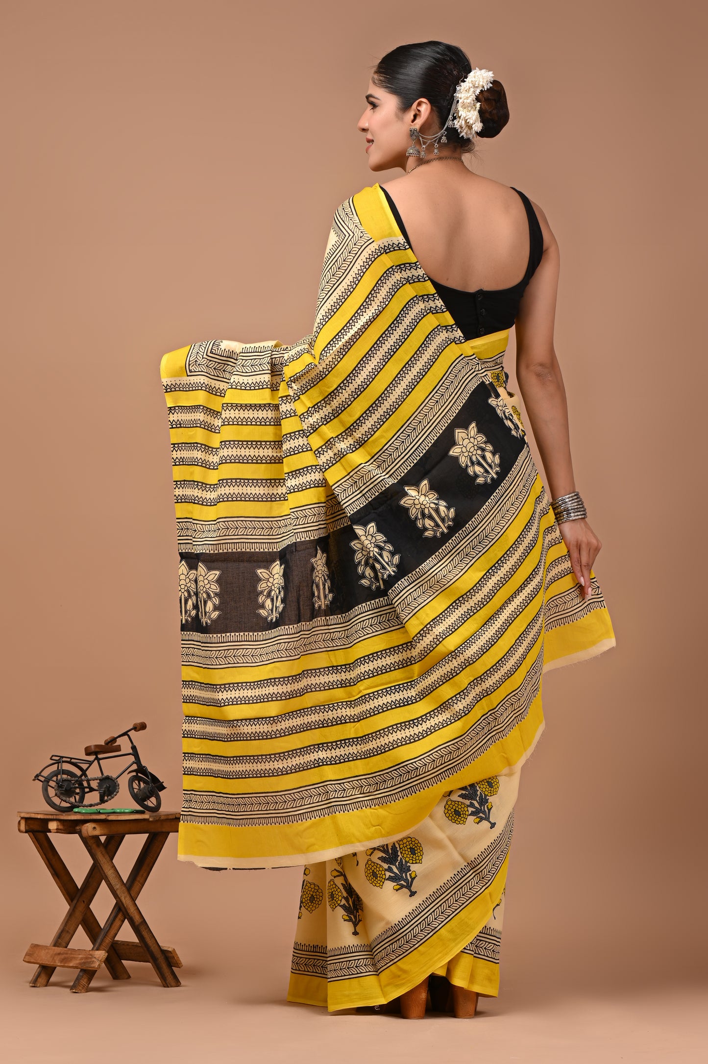 Printed Pure Cotton Mulmul Saree With Blouse