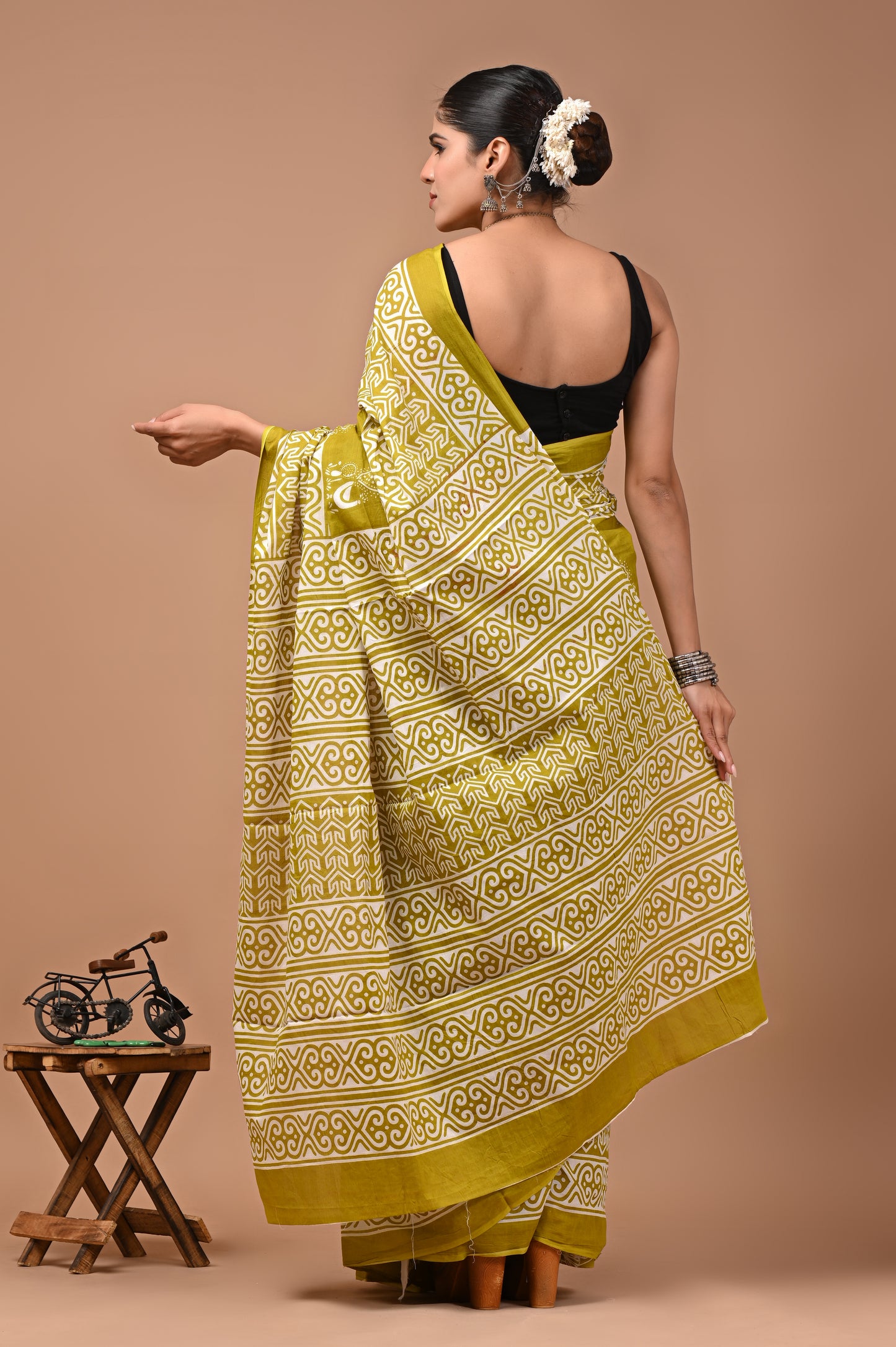 Printed Pure Cotton Mulmul Saree With Blouse