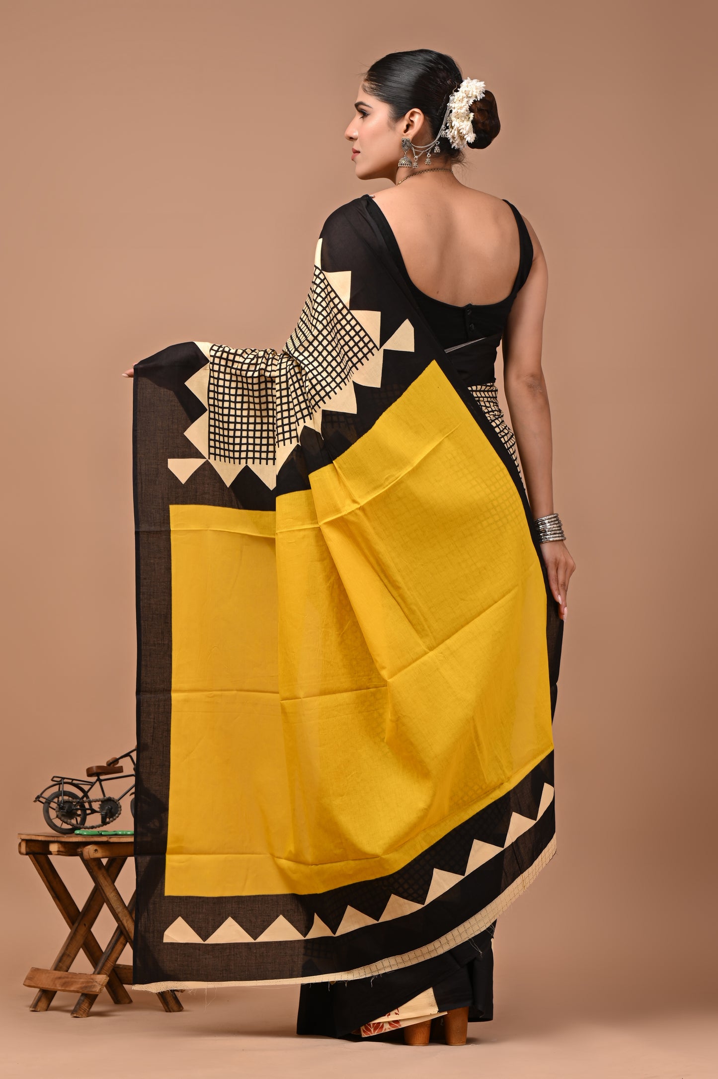 Printed Pure Cotton Mulmul Saree With Blouse