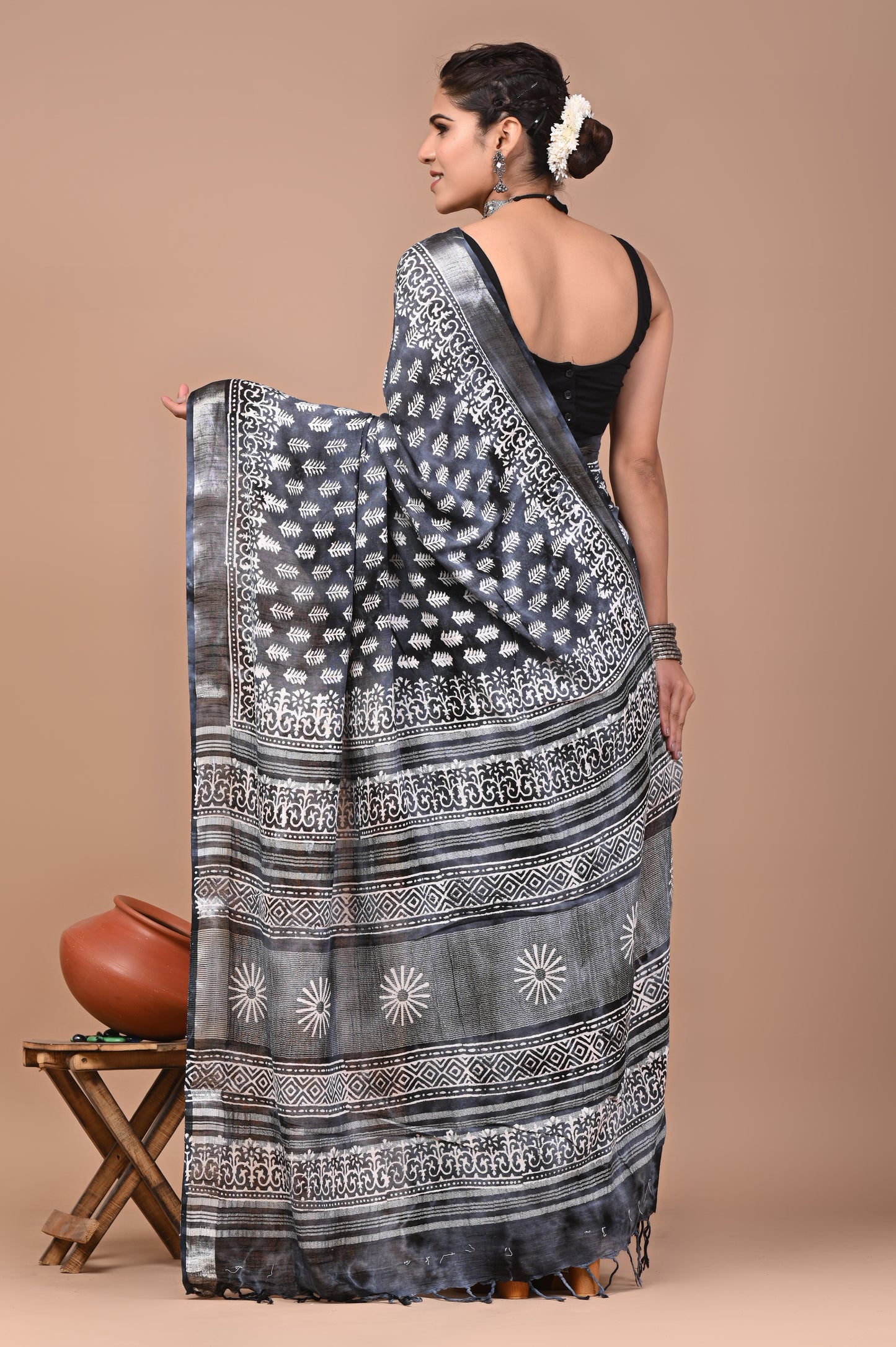 Block Printed Cotton linen Saree With Unstiched Blouse