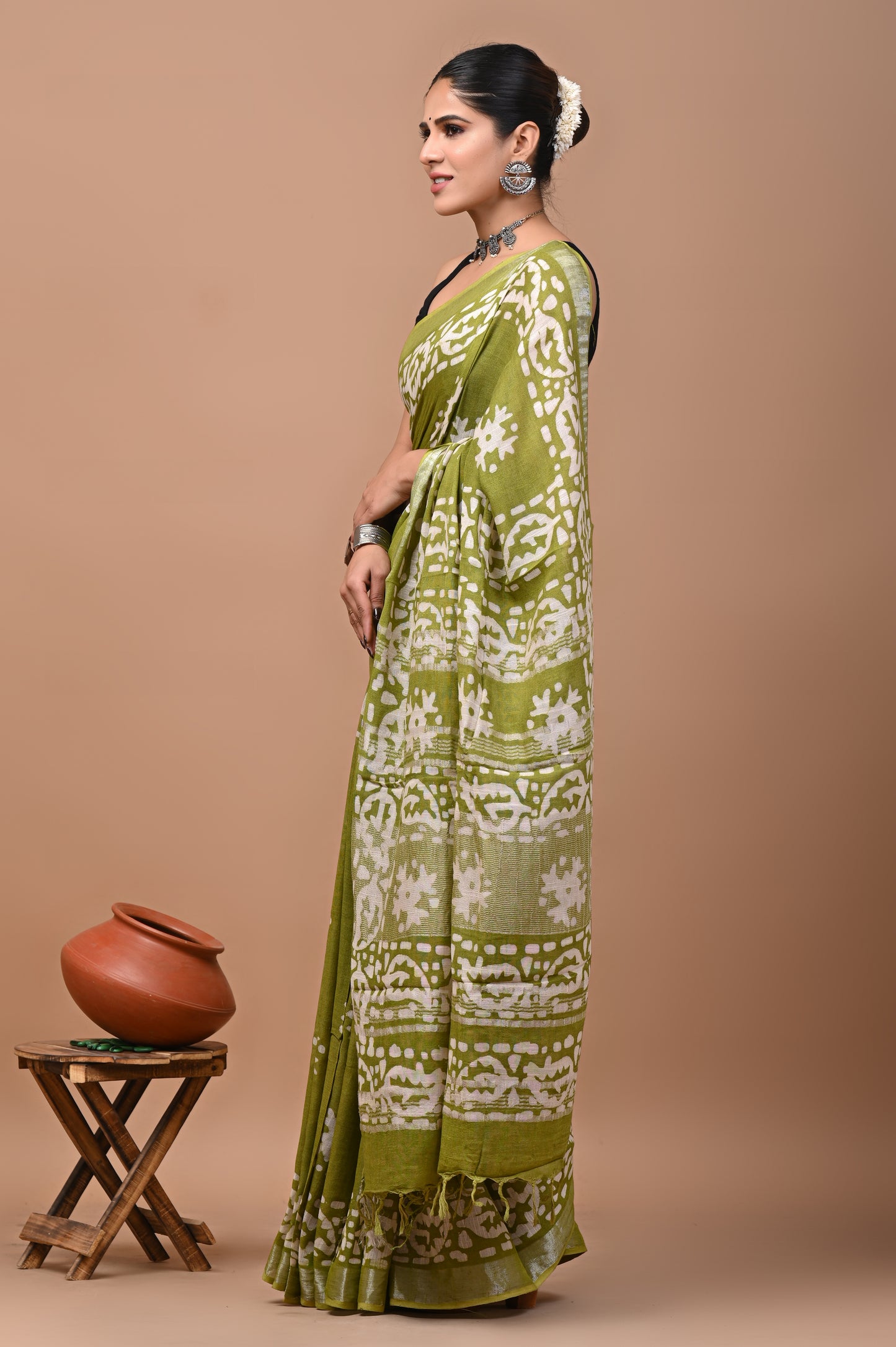 Block Printed Cotton linen Saree With Unstiched Blouse