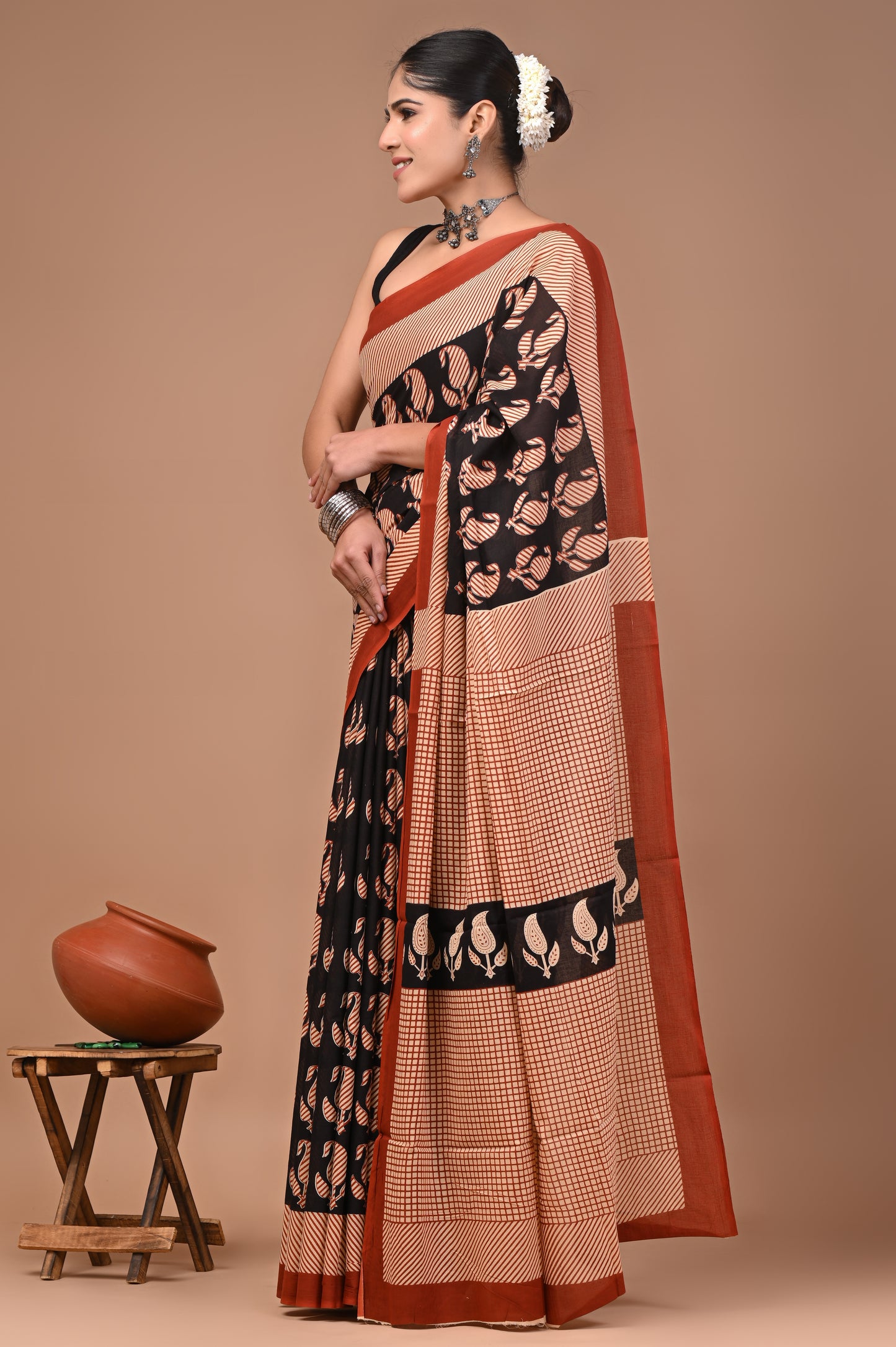Printed Pure Cotton Mulmul Saree With Blouse