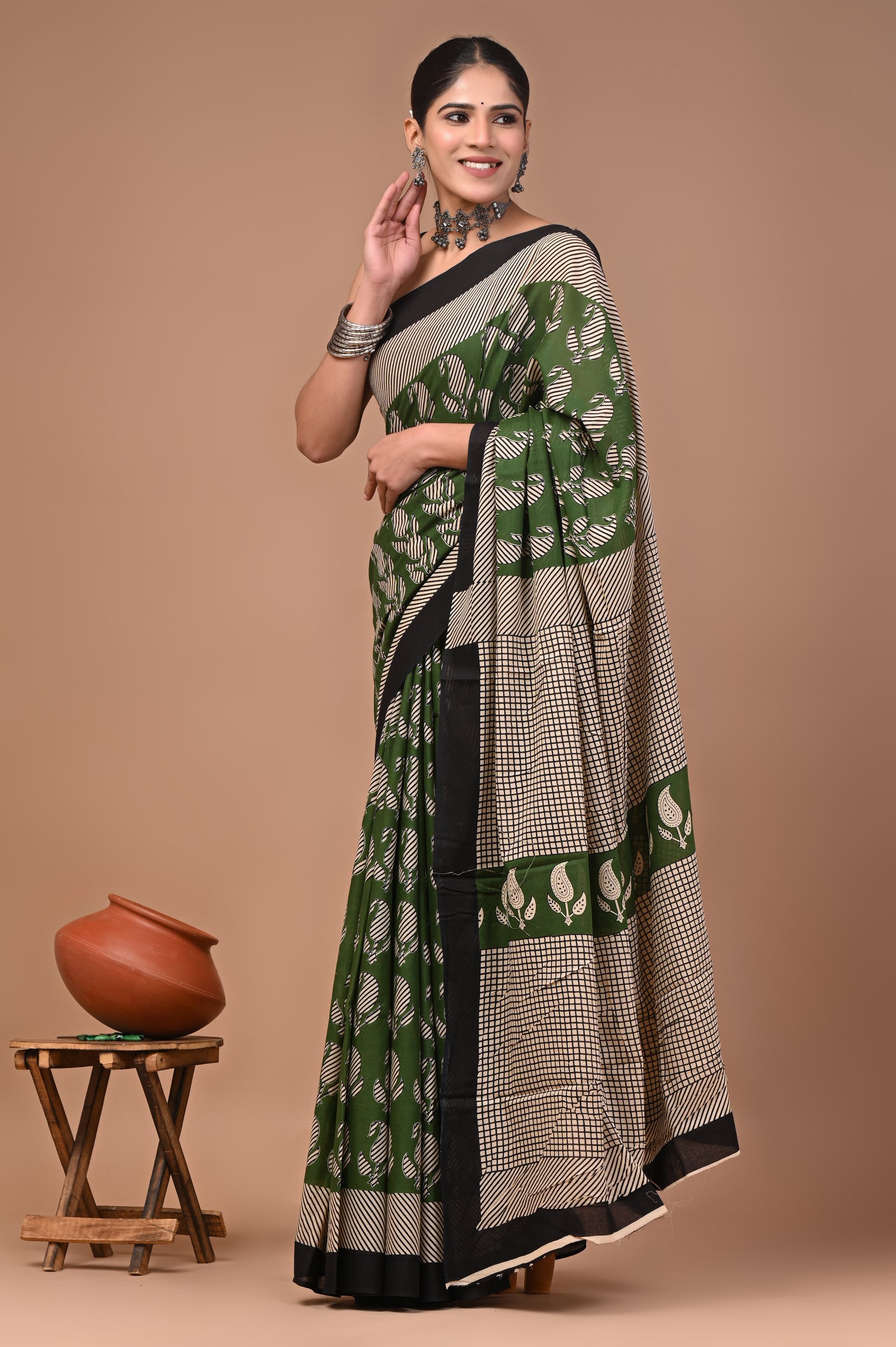 Printed Pure Cotton Mulmul Saree With Blouse