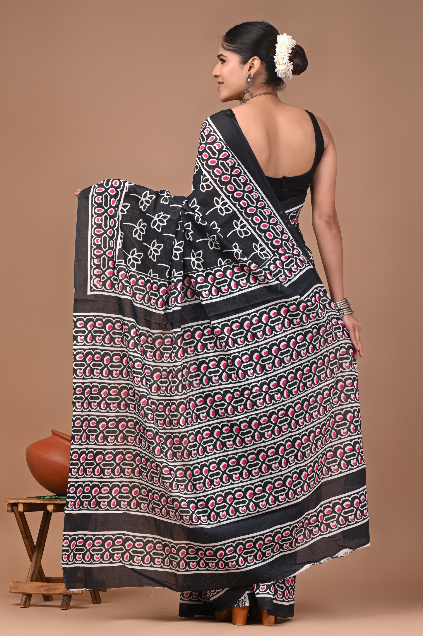 Printed Pure Cotton Mulmul Saree With Blouse