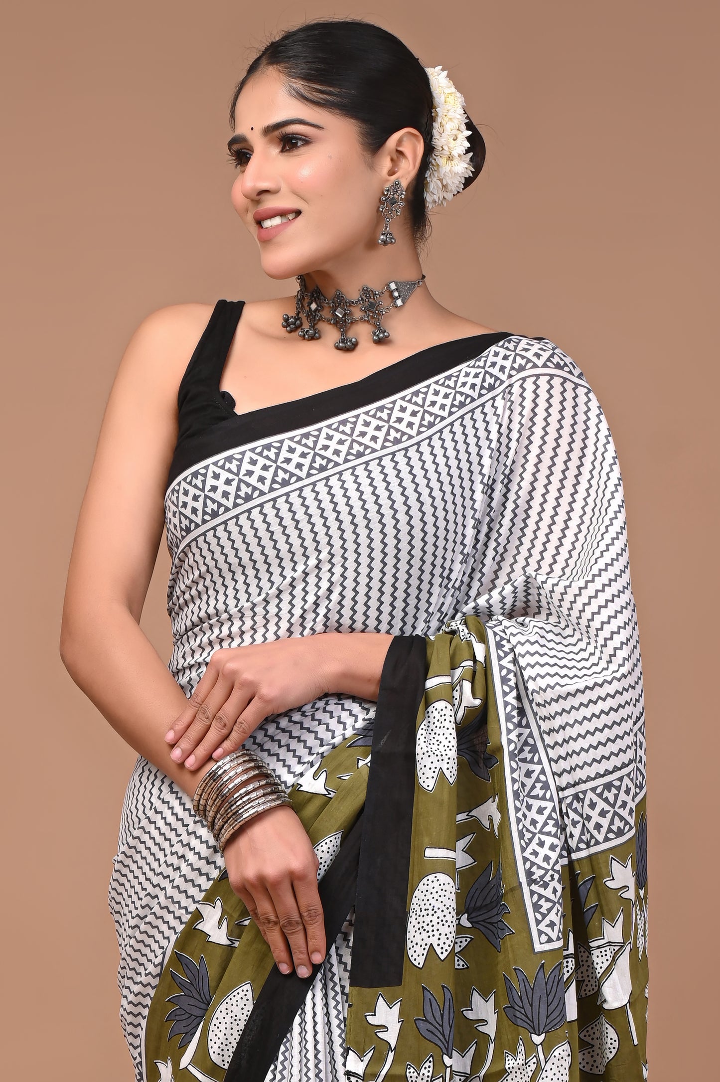 Printed Pure Cotton Mulmul Saree With Blouse