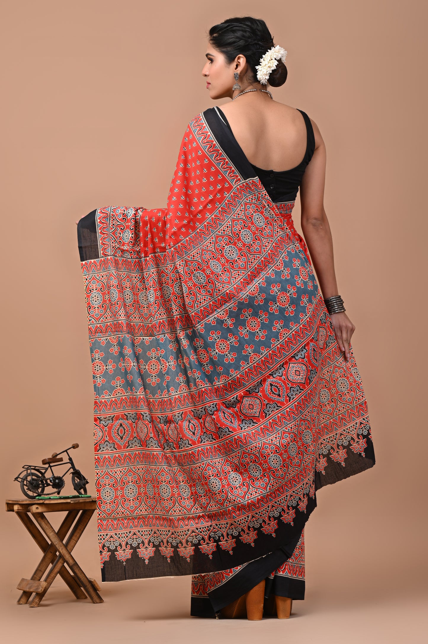 Printed Pure Cotton Mulmul Saree With Blouse