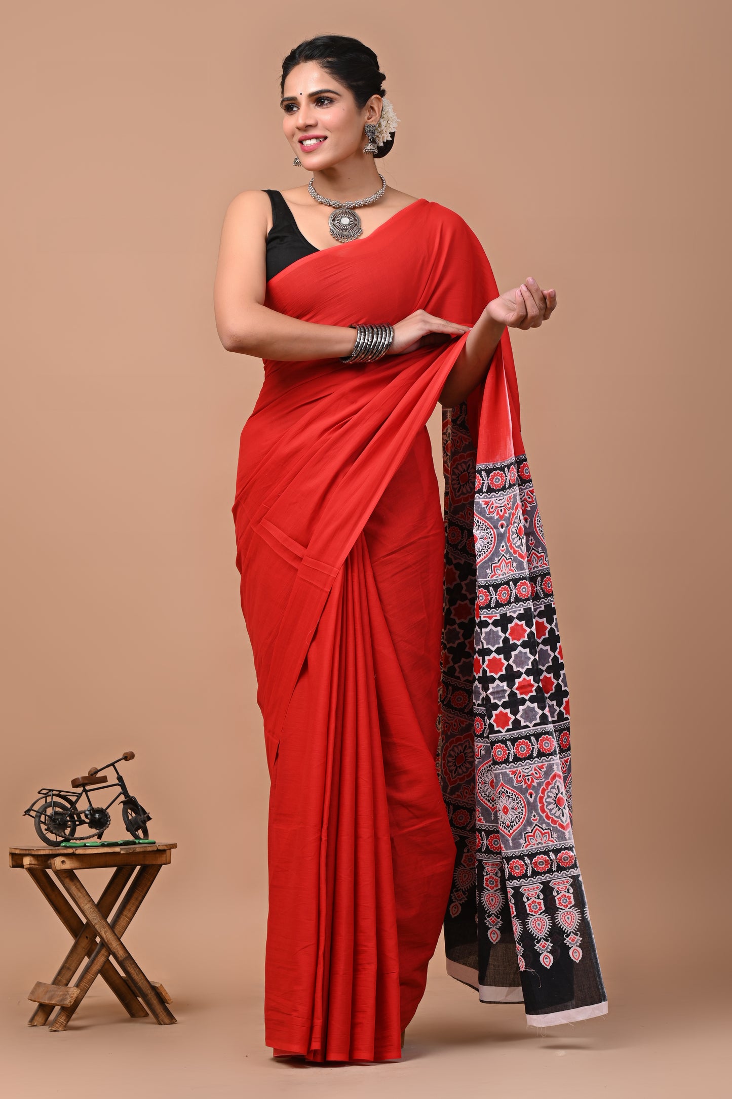 Printed Pure Cotton Mulmul Saree With Blouse