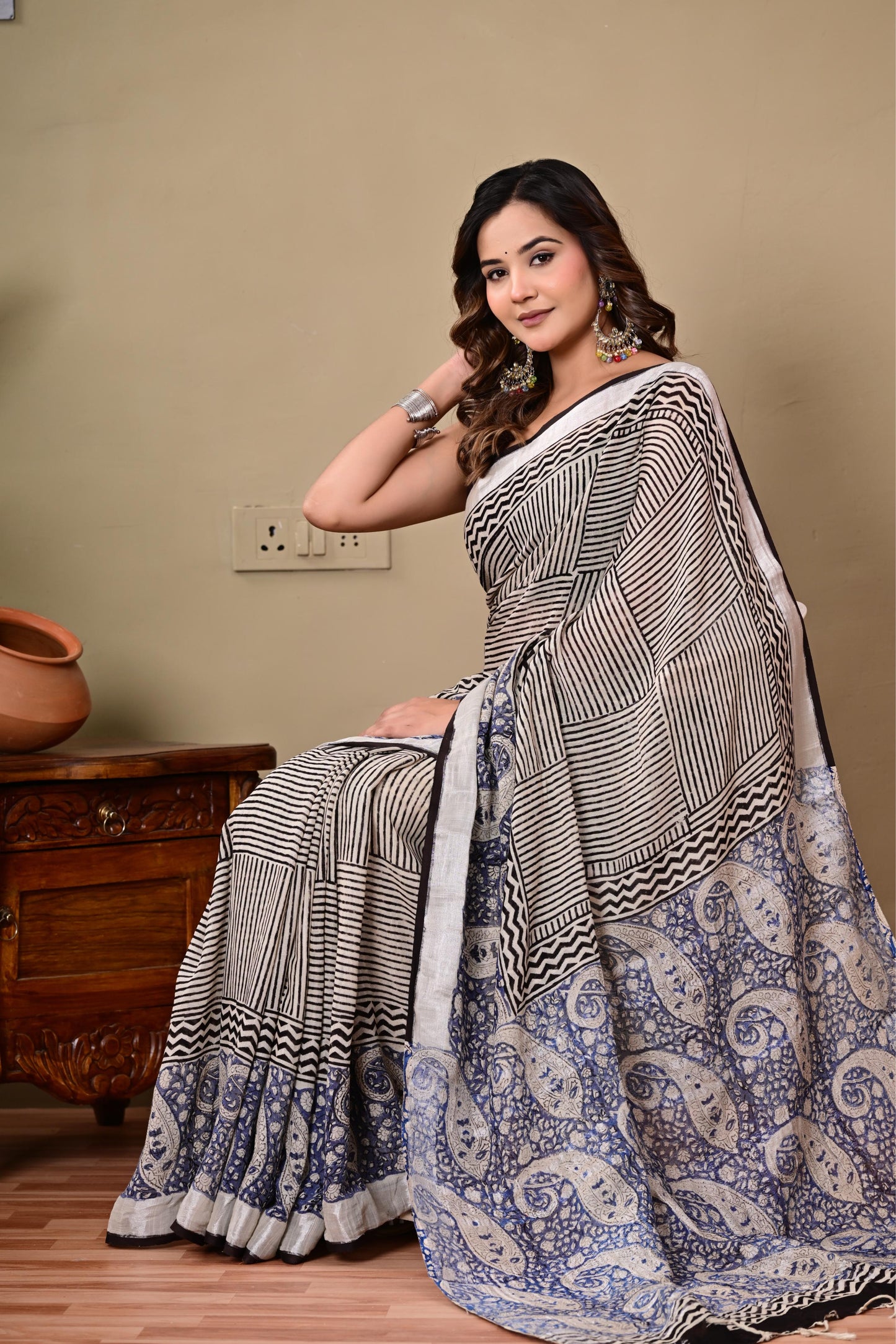 Block Printed Cotton linen Saree With Unstiched Blouse