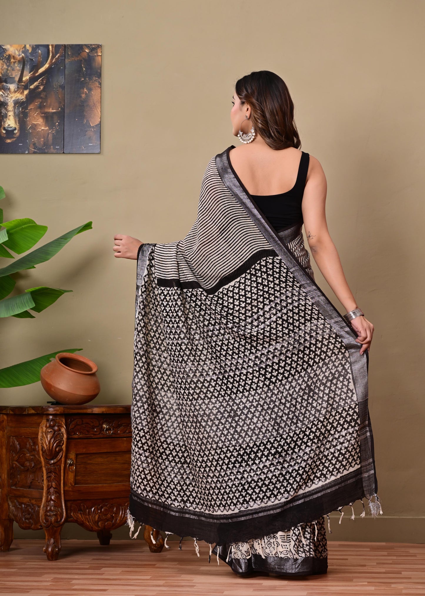Block Printed Cotton linen Saree With Unstiched Blouse