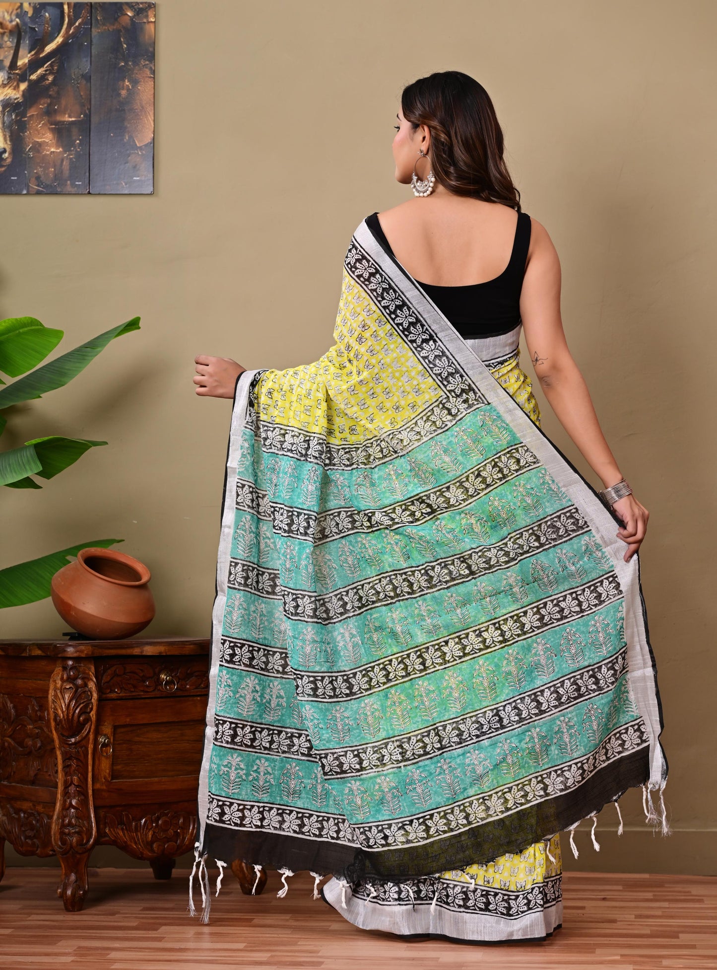 Block Printed Cotton linen Saree With Unstiched Blouse