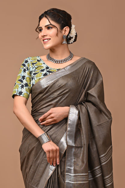 Plain linen Saree With Ajrak Printed Unstiched Blouse