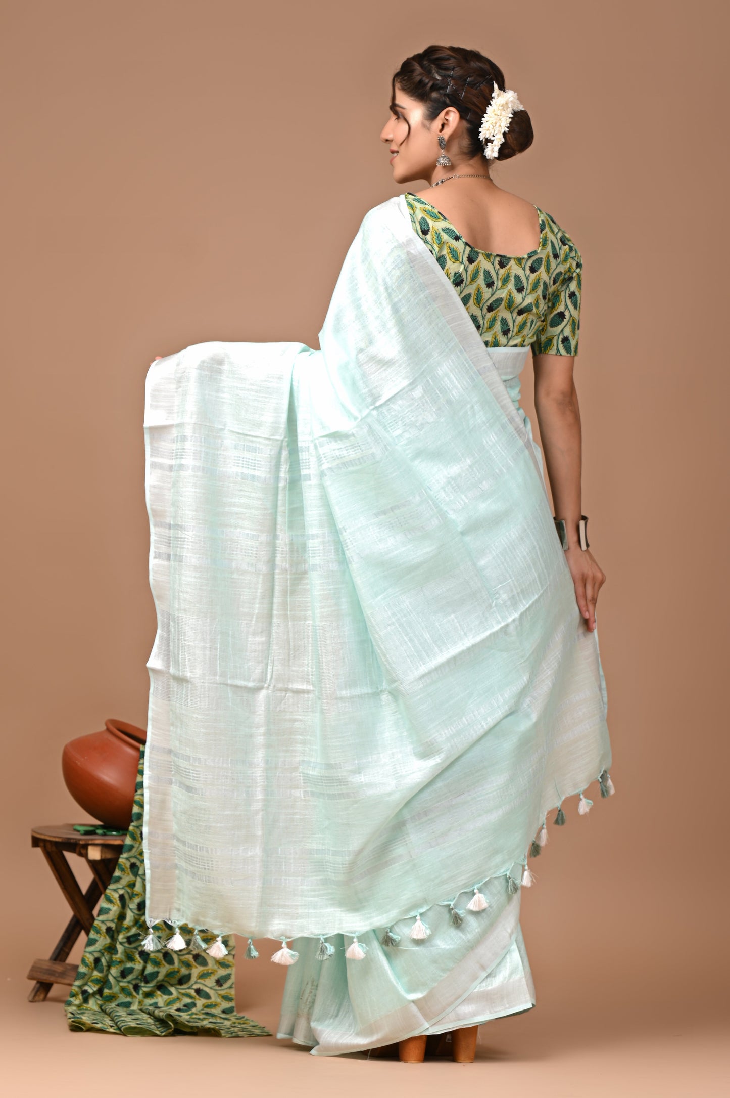 Plain linen Saree With Ajrak Printed Unstiched Blouse