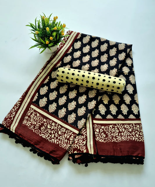 Printed Pure Cotton Mulmul Saree With PomPom Lace