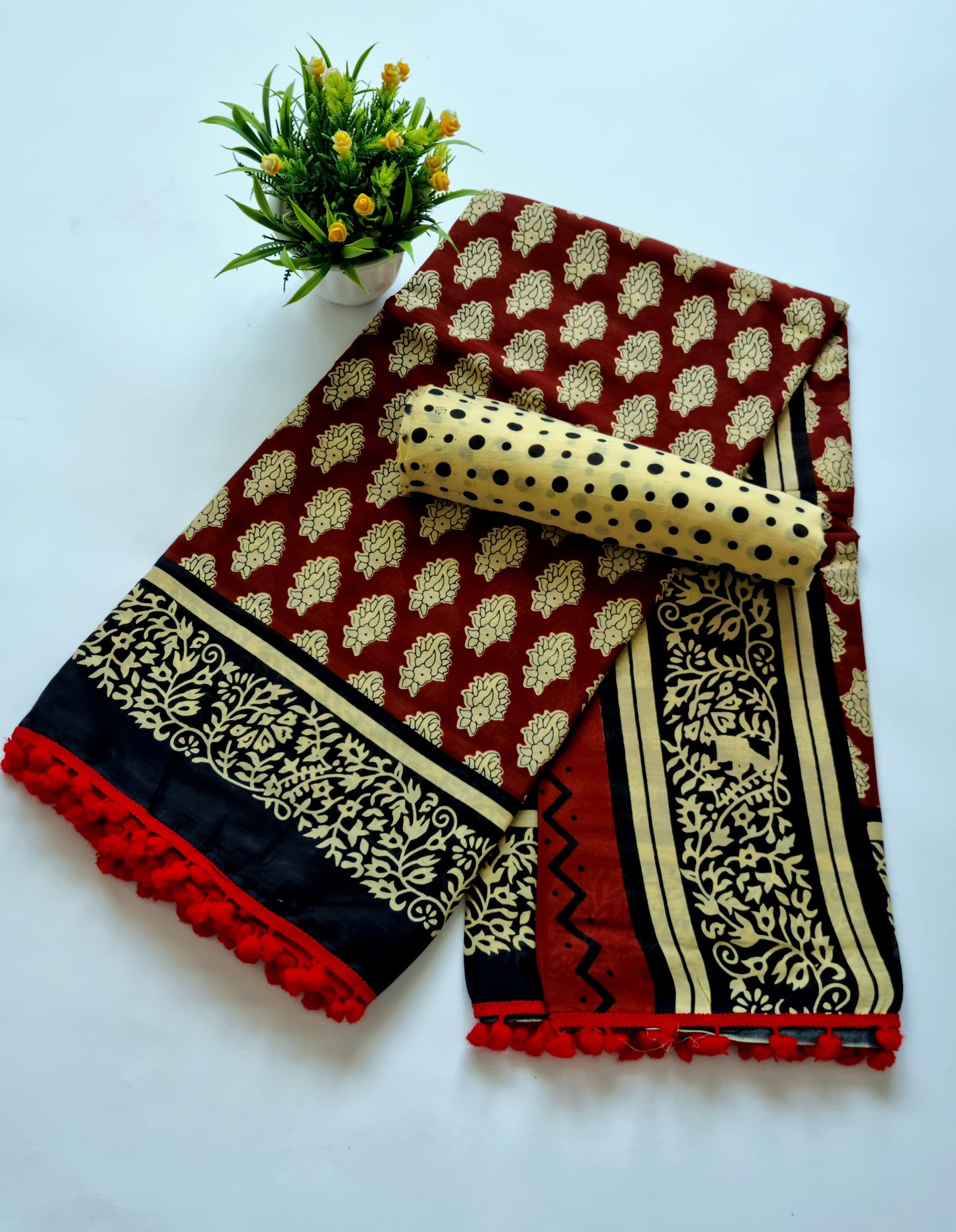 Printed Pure Cotton Mulmul Saree With PomPom Lace