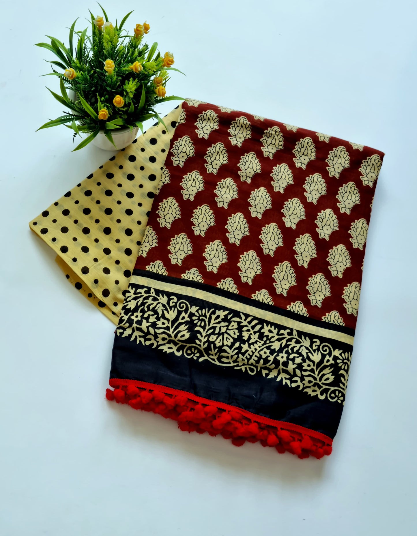 Printed Pure Cotton Mulmul Saree With PomPom Lace