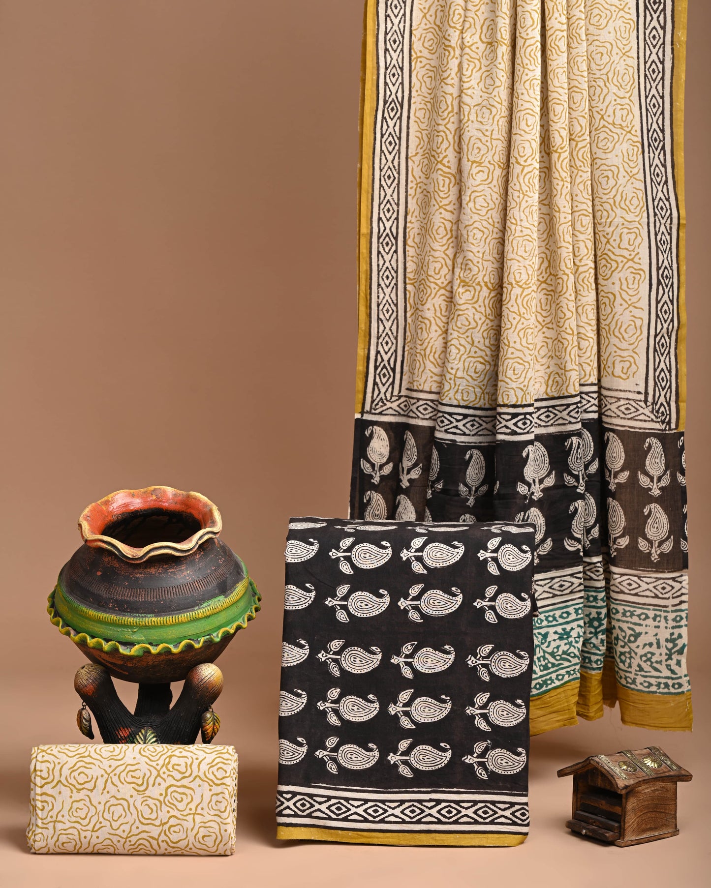 Printed Cotton Suits With Cotton Mulmul Dupatta