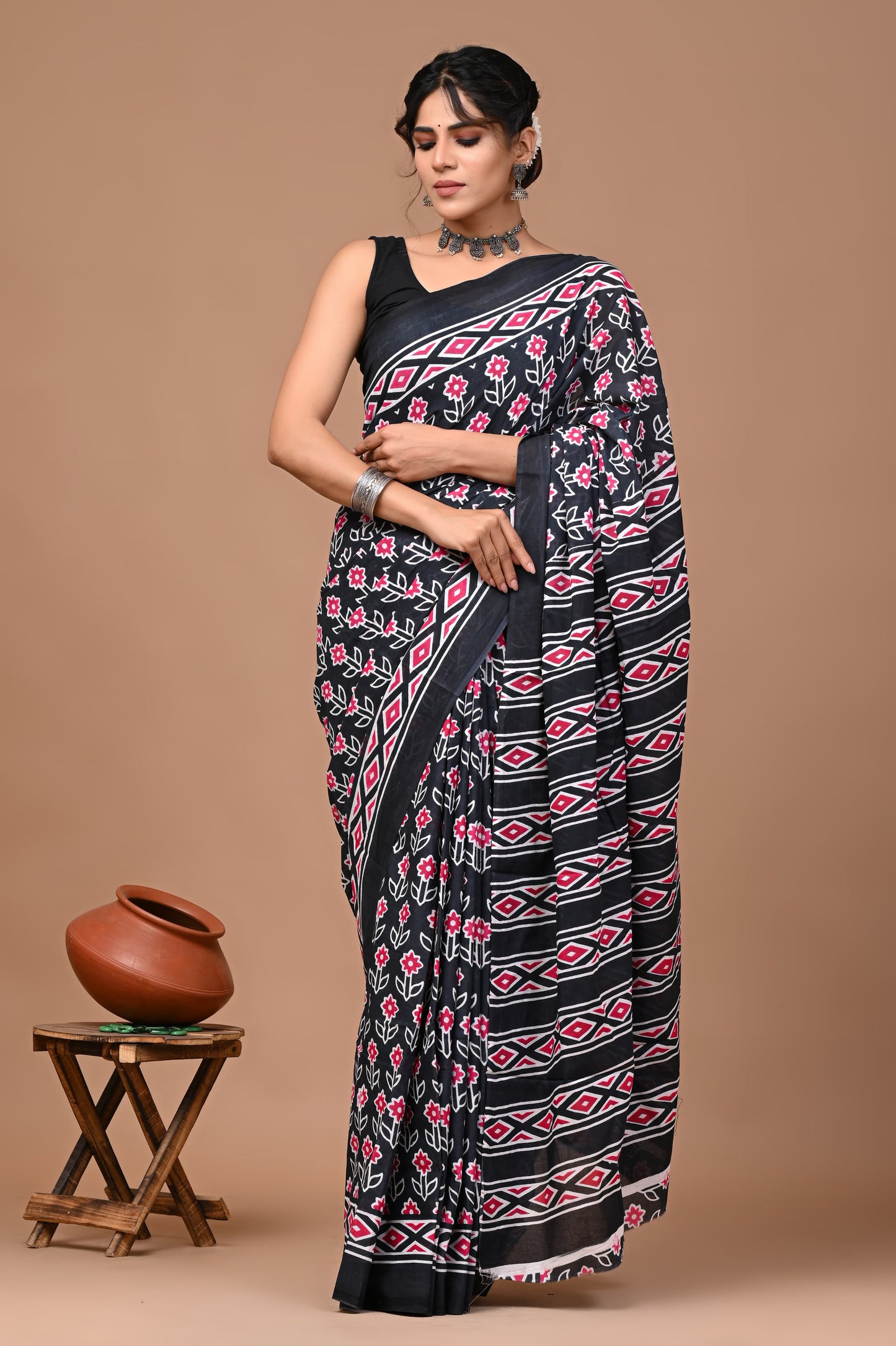 Jaipuri Printed Pure Cotton Mulmul Saree With Blouse